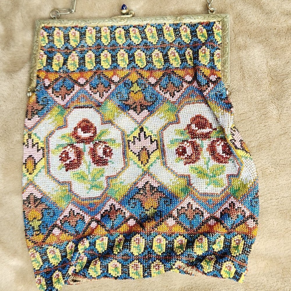 Vintage Beaded Purse - Picture 2 of 8